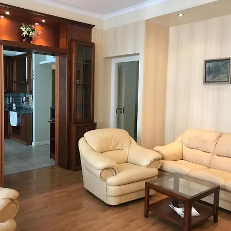 On Kostyolna 6 Apartment Kyiv